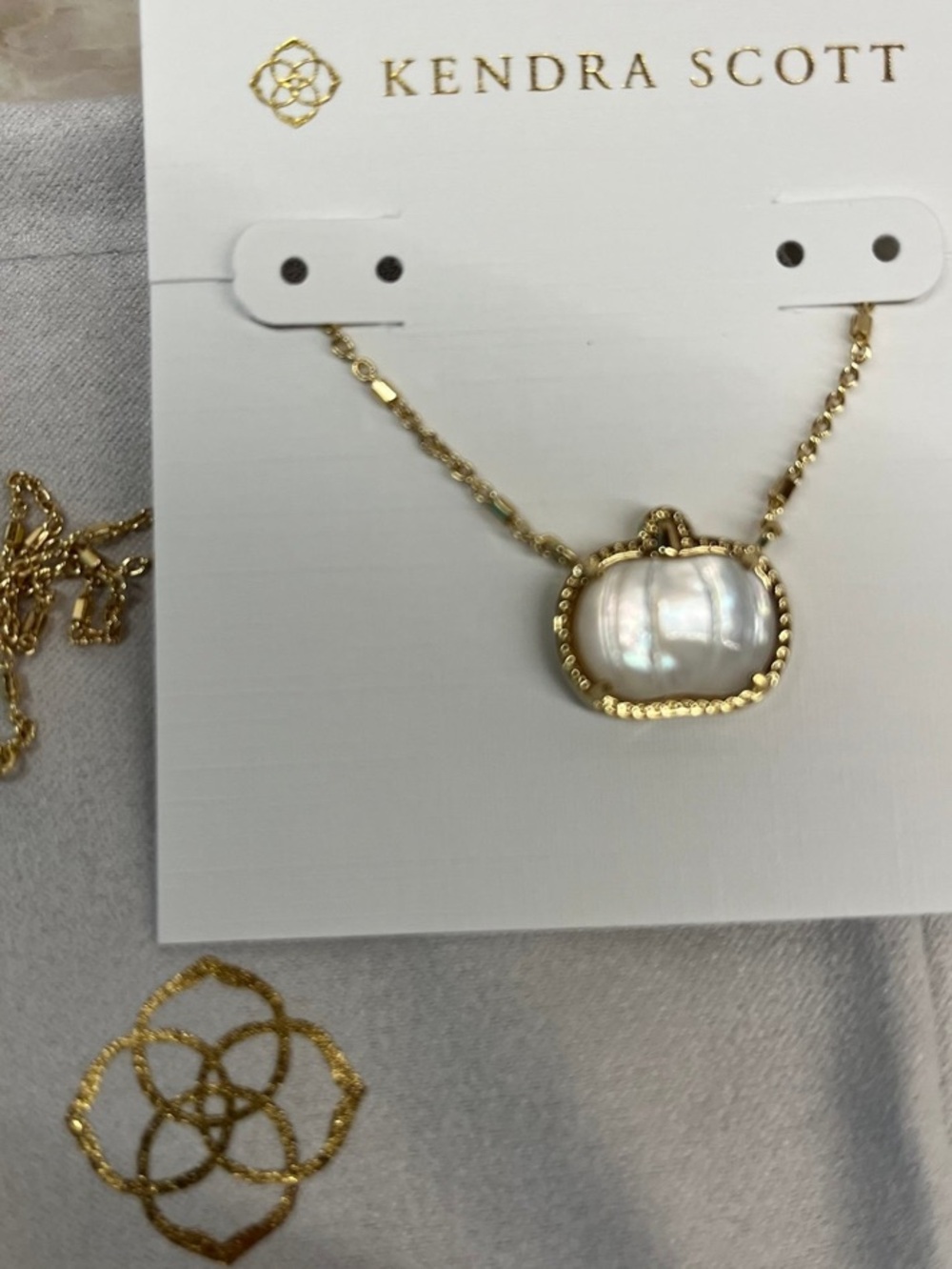 KENDRA SCOTT Ivory Mother-of-Pearl 14k Gold Pumpkin Jack-o-Lantern Necklace NWT